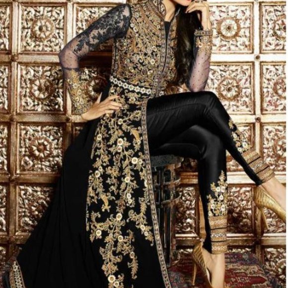 Abaya Suit - Picture 2 of 10